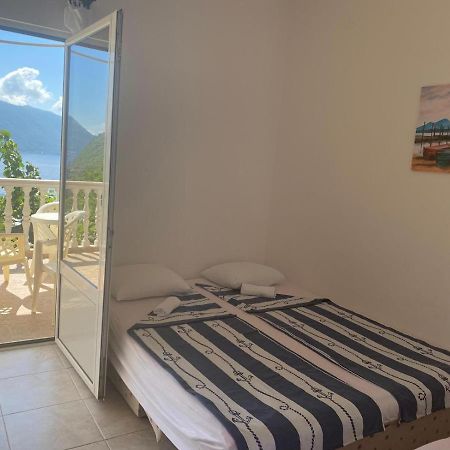 L & D Panorama Apartmani ริซาน ภายนอก รูปภาพ