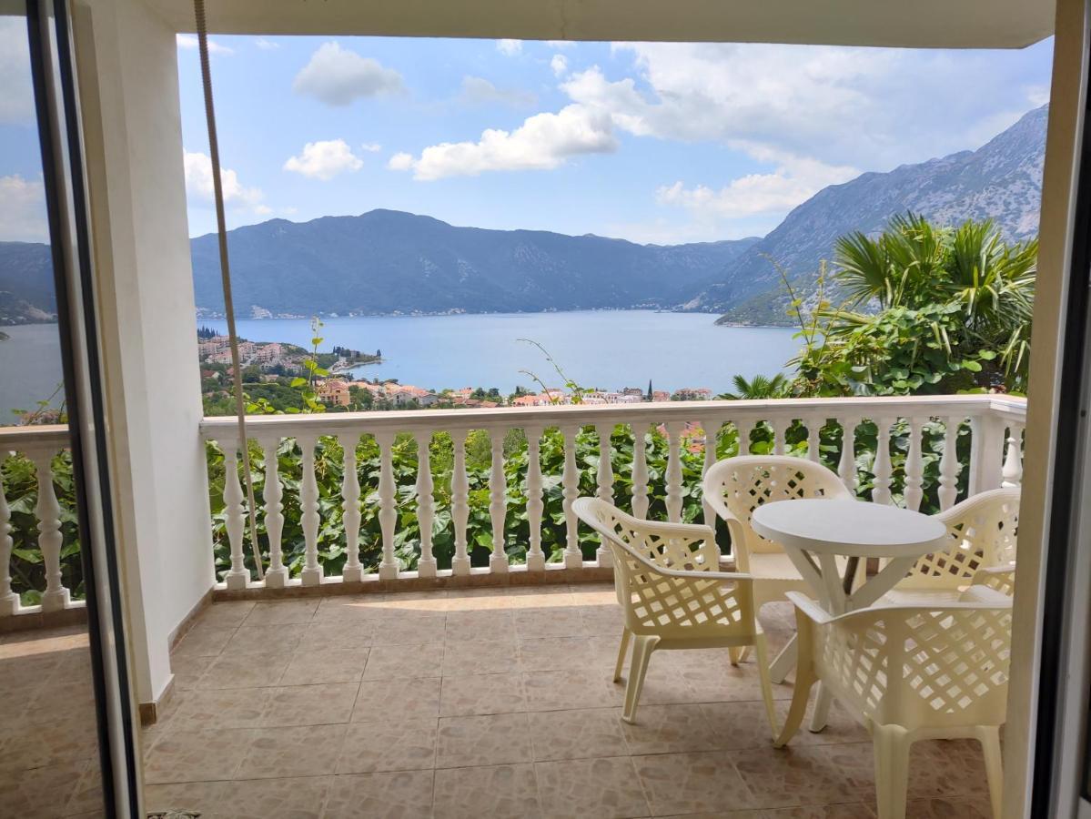 L & D Panorama Apartmani ริซาน ภายนอก รูปภาพ